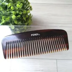 2026年最新】Fendi ヘアブラシ・コームの人気アイテム - メルカリ