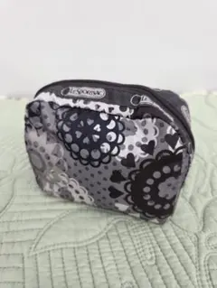 LeSportsac ポーチ