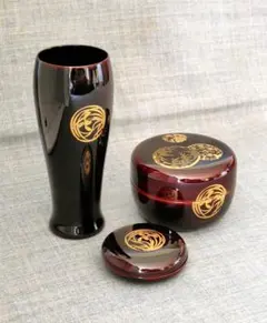茶道具　３点セット　茶筅筒　棗　香合　溜塗　花丸　蒔絵　紙箱　抹茶　お茶会　点前