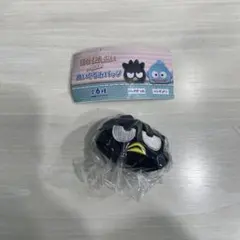 はぴだんぶい　つかまりぬいぐるみバッジ　バッドばつ丸