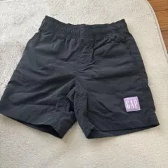 GAP 黒 ハーフパンツ 後ろポケット付き