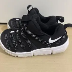 NIKE キッズ スニーカー ブラック 15cmのサムネイル