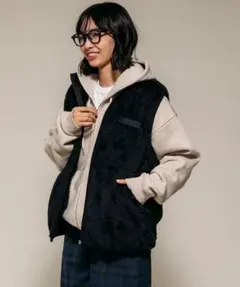 チャンピオン　別注 シェルパフリースベスト