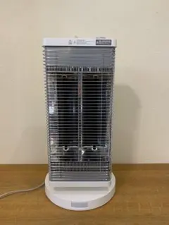 N0303-01★DAIKIN 遠赤外線暖房機 ERFT11ZS-W 2022のサムネイル