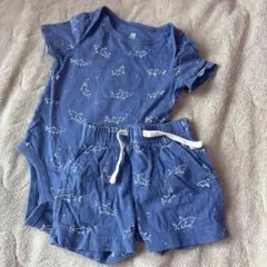 サメ柄ロンパースとショートパンツセット