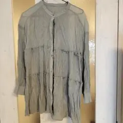 薄いグリーンの長袖シャツ しわ加工　L