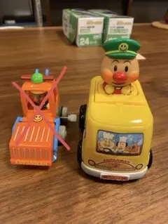 アンパンマン トラックと人形セット