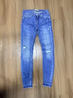 ライトブルースキニーデニム