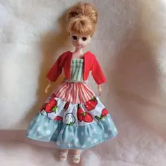 50 赤ジャケット+カラフルティアードスカートリカちゃん　ハンドメイド