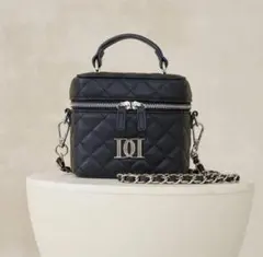 Darichi キルティングスクエアミニバック ブラック シルバーパーツ