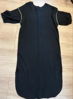 Helm ワンピース ブラック　しまむら
