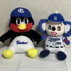 おすわり￼つば九郎 & ドアラ