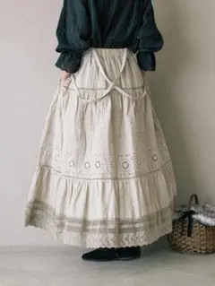 【Kazumi×Samansa Mos2】サス付き刺繍スカート