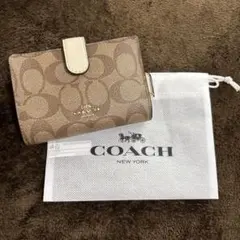 COACH 二つ折り財布 猫 プリント ねこ ネコ - メルカリ