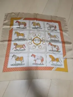 馬 スカーフ ベージュ