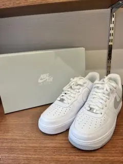 新品✨ナイキ エアフォース1 LX ローズゴールド 23.5 メタルス 