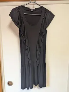 【お値下げ】UNIQLO UT×G.V.G.V ノースリーブ ワンピース