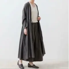 evam eva シルク　プルオーバー　グレー　美品　2025ss evam eva シルク プルオーバー グレー 美品 2025ss - メルカリ