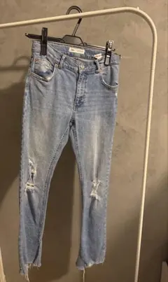 ZARA ダメージ加工デニムパンツ 13-14
