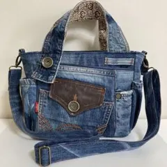 ハンドメイド　デニムリメイクバッグ　トートバッグ　ショルダーベルト付き