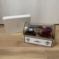 【レア】プリザーブドフラワー付きオルゴールのサムネイル