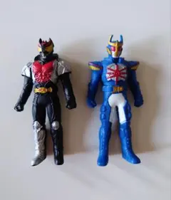 仮面ライダーキバ キバフォーム ＆ 仮面ライダーライジングイクサ