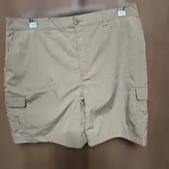 Columbia ベージュ ショートパンツ