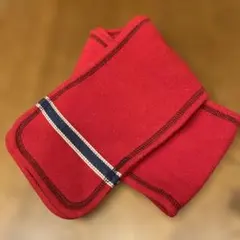 赤いフリースマフラー ストライプデザイン