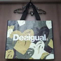 レア品　Desigual 大判トートバッグ ハート柄迷彩のサムネイル
