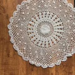 クロッシェレース テーブルセンター マルチカバー ドイリー E