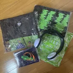 SixTONES VVS グッズ Tシャツ タオル ペンライト ラバーバンド