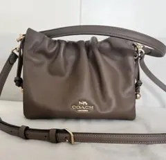 美品　Coach フェイ　ドローストリングバッグ　brown