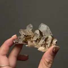 美品　天然水晶原石　クラスター　69g NO.697
