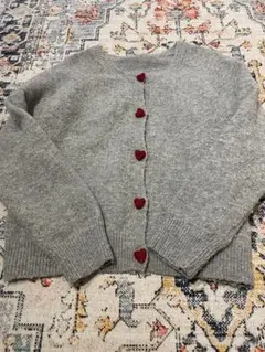 グレー Mサイズ ハート型ボタン カーディガン