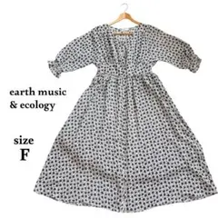 【美品】earth フラワーVネックワンピース F ブラック
