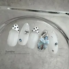 No.323 ネイルチップ マーメイド 白 人魚 貝殻 人魚の鱗 キラキラ 海