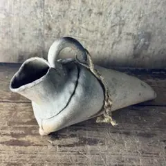 信楽焼】 宝袋ネズミ付き壺 花瓶 縁起物 骨董品 - メルカリ