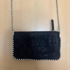 ZARA スタッズ ショルダーバッグ ブラックのサムネイル