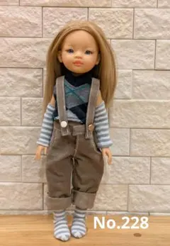 パオラレイナ　アウトフィット　コーデュロイサロペットとアーガイル模様のベスト