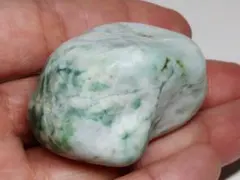 糸魚川336 翡翠 76g ヒスイ 原石 鑑賞石 自然石 誕生石 鉱物 鉱石 糸魚川336 翡翠 76g ヒスイ 原石 鑑賞石 自然石 誕生石 鉱物 鉱石