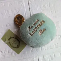 LADUREE ラデュレ マカロン型　ポーチ　パステルグリーンのサムネイル