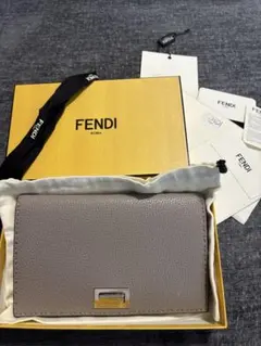 FENDI グレー 長財布