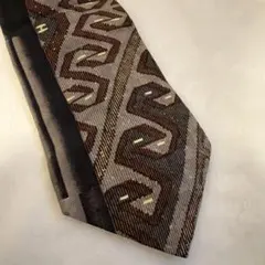 Item thumbnail for item 125fc032-06d9-4a34-803e-8e386fbd46a2