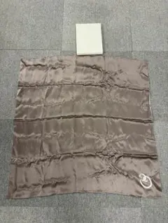美品【ヴァンクリーフ&アーペル本物】スカーフ/SILK100%/シフォンスカーフ メルカリ
