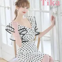 最終値下げ‼️Tika ドット　フリル　膝丈ドレス　ブラック　ホワイト