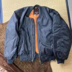 ミリタリーMA-1ジャケット 中綿入り　撥水・防風・保温 紺