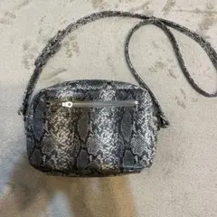 【美品】ヘビ柄ショルダーバッグ
