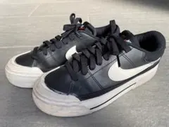 nikeコートレガシー