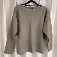 【ユニクロ美品】UNIQLO スフレヤーンボートネックセーター（スムース・長袖）