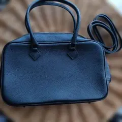 黒レザー ハンドバッグ 取り外し可能ストラップ付き